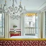 Otel Aventure Paris